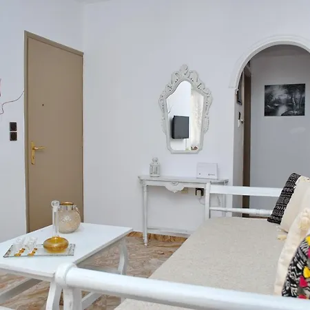 Apartment Grandma's Elegant In Naxos Town